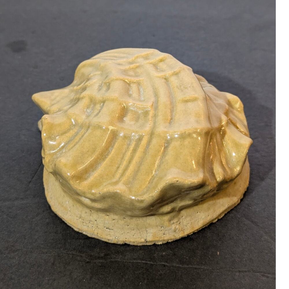 Antique Rookwood Faience Architectural Relief Tile #9602 SR Scallop Shell Cream